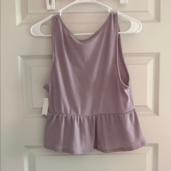 Le Lis Lilac Sleeveless Tank Top - Picture 4 of 4